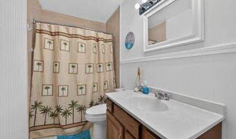 9191 Villaridge Ct, Affton, MO 63123