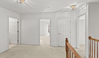 2004 GOLDEN MORNING Dr 30, Bowie, MD 20721