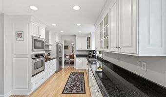 20 Sherman Ave, Bristol, RI 02809