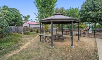 4815 31ST St S B1, Arlington, VA 22206