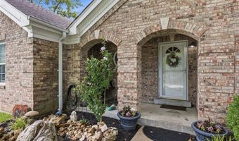 803 Streiff Ln, Ballwin, MO 63011