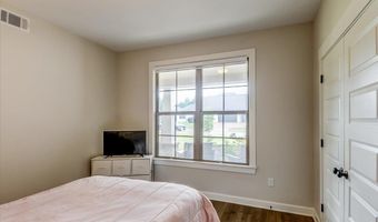 4684 KINGS FOREST Dr, Bartlett, TN 38135