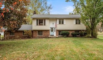 5122 Elizabeth Ln, Almont, MI 48003