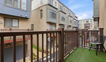6924 ROCKLEDGE Dr, Bethesda, MD 20817