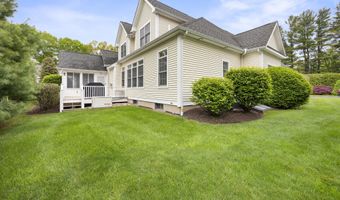 13 Stonegate Cir, Cheshire, CT 06410