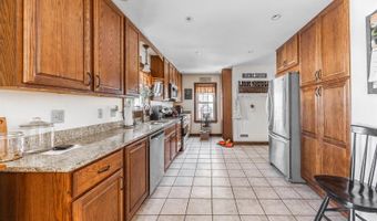 15 Fairfax St, Bangor, ME 04401