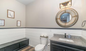 8659 Coveview Ct, Deerfield, OH 45040