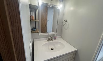 82 Sunset Cir, Campton, NH 03223
