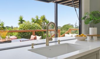 210 Thunderbird Dr, Aptos, CA 95003