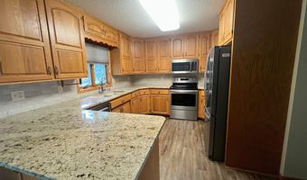 2231 SE Crystal Ave, Aberdeen, SD 57401