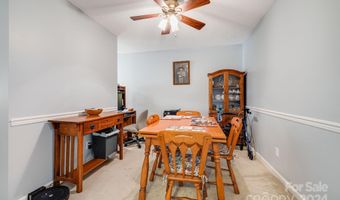 2904 Sagamore Ln, Asheville, NC 28806