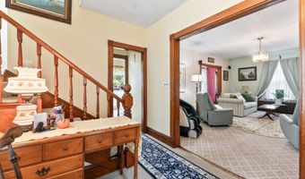 49 Western Ave, Bath, ME 04530