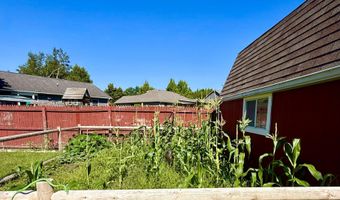 610 Aqua View Dr, Alpena, MI 49707