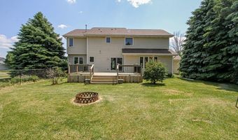 7221 Prairie Hawk Dr SW, Cedar Rapids, IA 52404