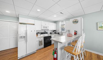 211 23rd St, Avalon, NJ 08202