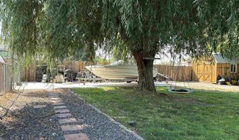 35404 N Flagstone Dr, Benton City, WA 99320