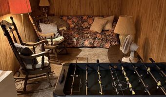 256 W Hoosier St, Berne, IN 46711
