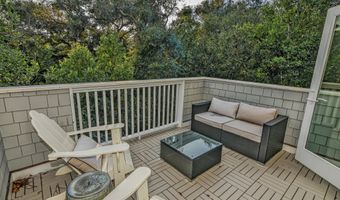 6 Keypost Ct, Bald Head Island, NC 28461