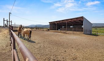 7122 E Langell Valley Rd, Bonanza, OR 97623