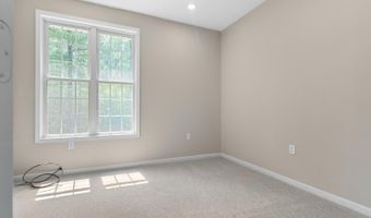 1505 Chestnut Grv, Appomattox, VA 24522