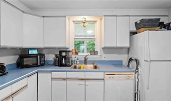 74 Algonquin Rd, East Providence, RI 02916