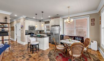 118 Edith Dr, Bay St. Louis, MS 39520