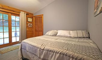 454 E Shore Dr, Adirondack, NY 12808