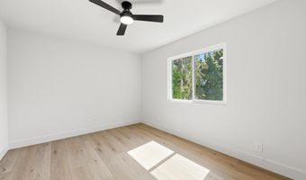 6741 Cantil St, Carlsbad, CA 92009