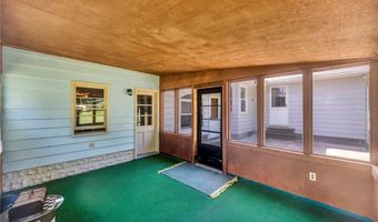 154 Walnut Dr, Amherst, OH 44001