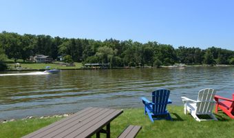 9925 Amanda Ln, Algonquin, IL 60102