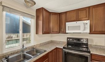 135 Parker Ave, Blackfoot, ID 83221