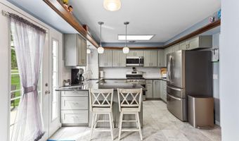 73959 Franklin Ln, Armada, MI 48005