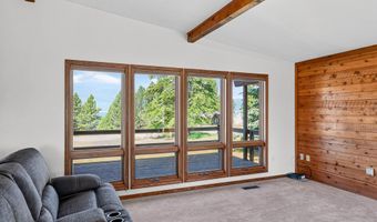 516 Skyline Dr, Cascade, ID 83611