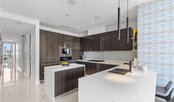 3250 NE 188th St LPH02, Aventura, FL 33180
