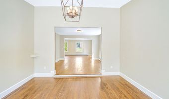133 Fiske St, Waterbury, CT 06710