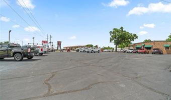 7017 NW 39th Expy, Bethany, OK 73008