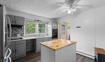 28 Gunnar Dr, Brooklyn, CT 06234