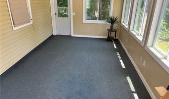 9 Cannon St, Cranston, RI 02920