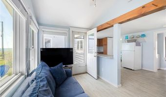 11 Woodruff St, Narragansett, RI 02882