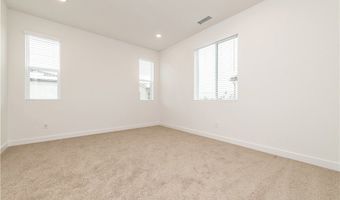 2215 W Orange Ave 12, Anaheim, CA 92804