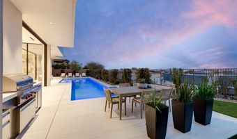81 Hawk Ridge Dr, Las Vegas, NV 89135