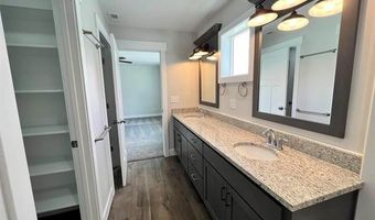 1018 Alpine Ave, Chubbuck, ID 83202