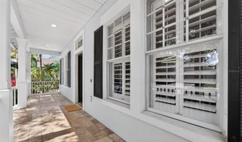5722 SEA TROUT Pl, Apollo Beach, FL 33572