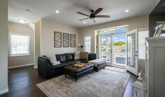 214 Iroquois Ave, Beach Haven, NJ 08008