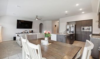 1097 Kingbird Ln, Alvarado, TX 76009