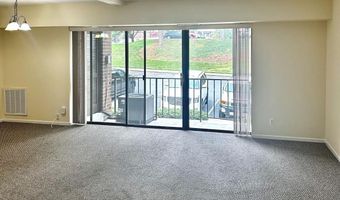 7904 INVERTON Rd 204, Annandale, VA 22003