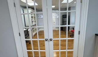 211 Montowese St, Branford, CT 06405