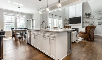4049 Forbes Rd, Bargersville, IN 46106