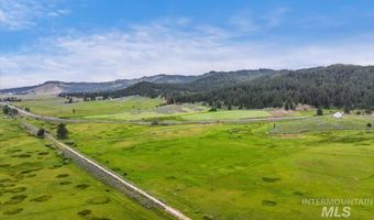 11 Stonebraker Ln, Cascade, ID 83611