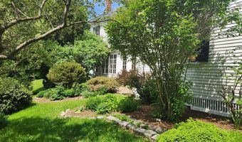 151 Kenduskeag Ave, Bangor, ME 04401